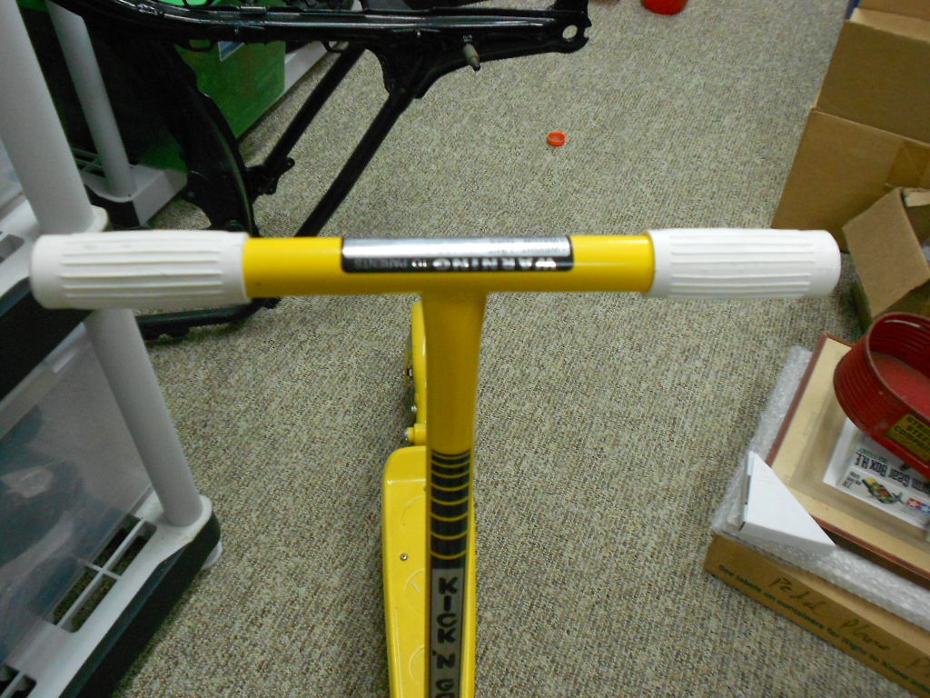 Honda Kick N Go Scooter Grips NEW