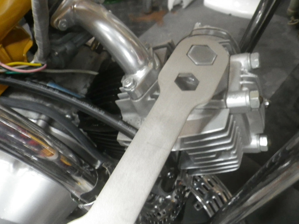 Honda Rocker / Valve Cover Wrench SL90