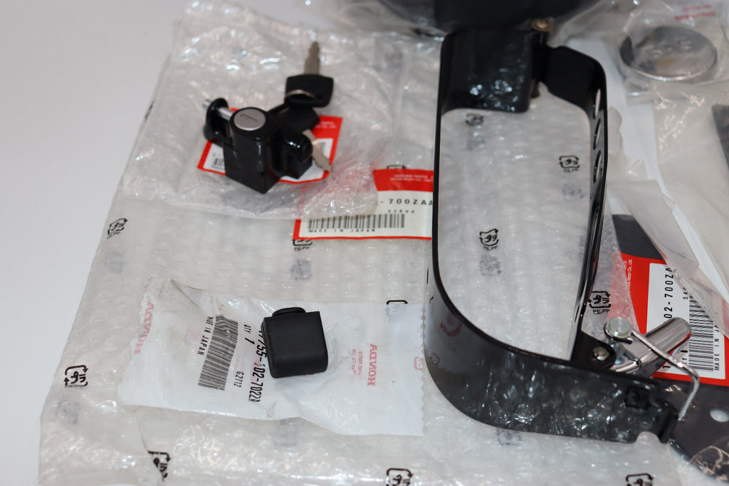 NEW Honda CT90 CT110 AUX. Tank COMPLETE WITH Mounting Strap, & FITTINGS.