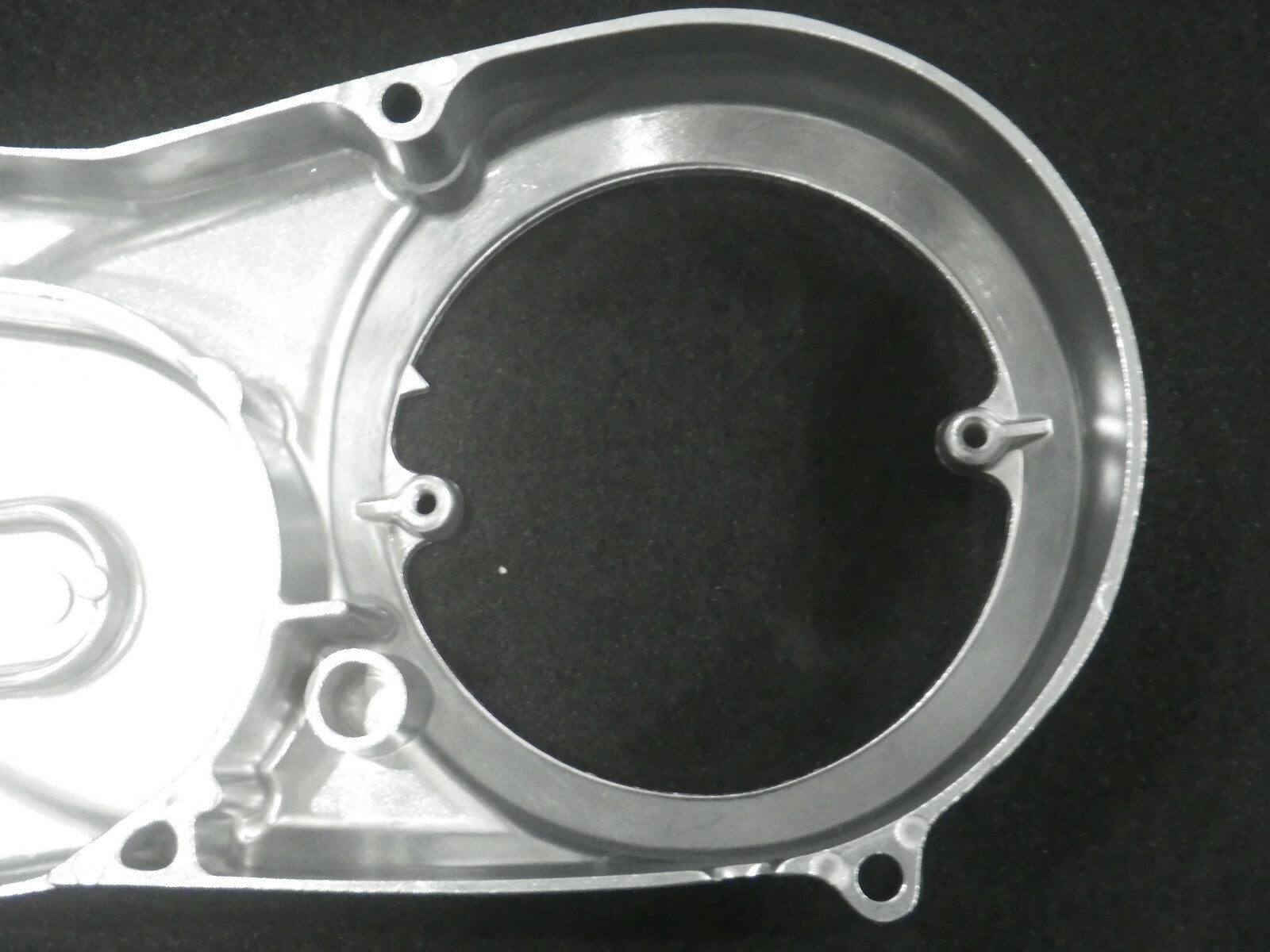 Honda XR75  Chain Cover K0-K2 1973-1975 Painted Honda Cloud Silver 11341-116-000